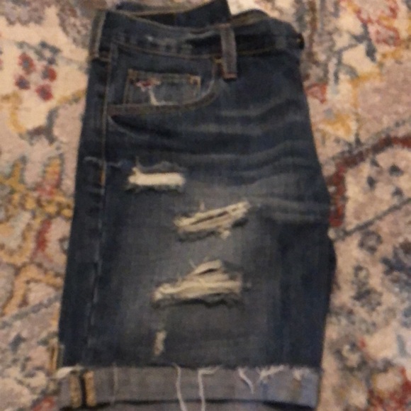 Hollister distressed jean shorts-Size 1  W25 - Picture 6 of 6